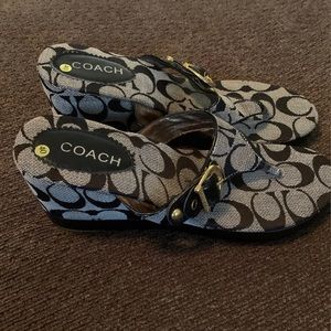 Women’s coach sandals 8.5 never worn